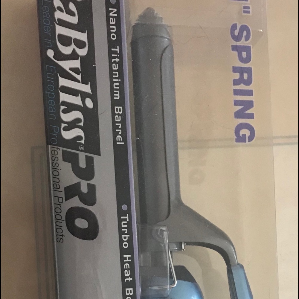 Babyliss 1” curling iron pro
